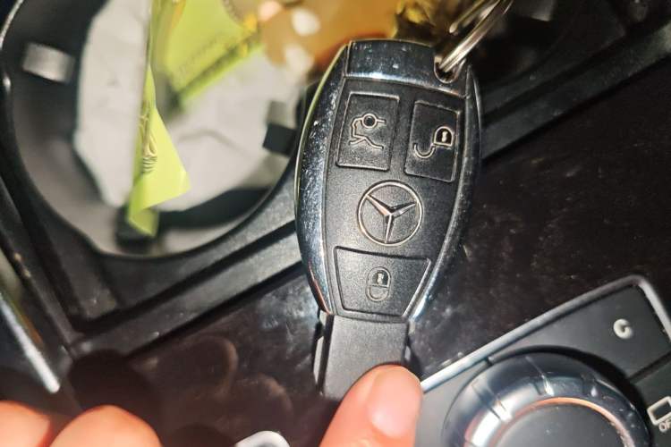 Used Mercedes-Benz E-Class 2015 Restyled E 260 L Sport Edition Vehicle Key
