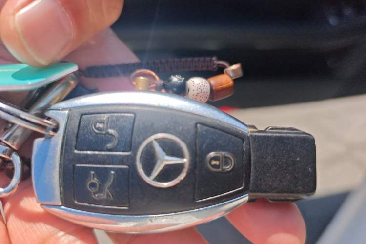 Used Mercedes-Benz E-Class 2015 E 260 L Sport & Fashion Model Vehicle Key