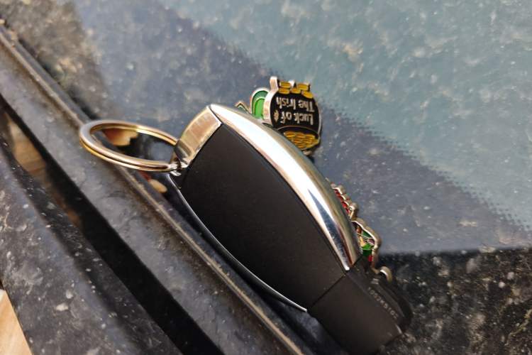 Used Mercedes-Benz E-Class 2015 E 200 L Vehicle Key