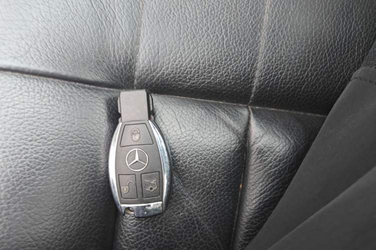 Used Mercedes-Benz E-Class 2015 E 320 L 4MATIC Vehicle Key
