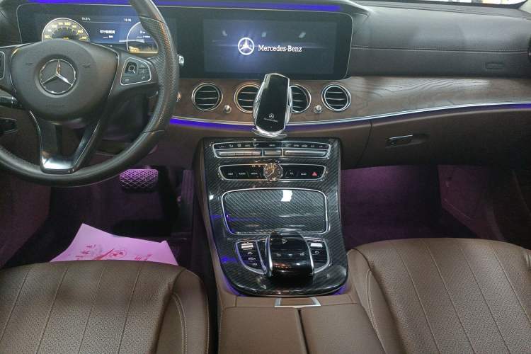Used Mercedes-Benz E-Class 2016 E 300 L Stylish Model Audio And AC Panel