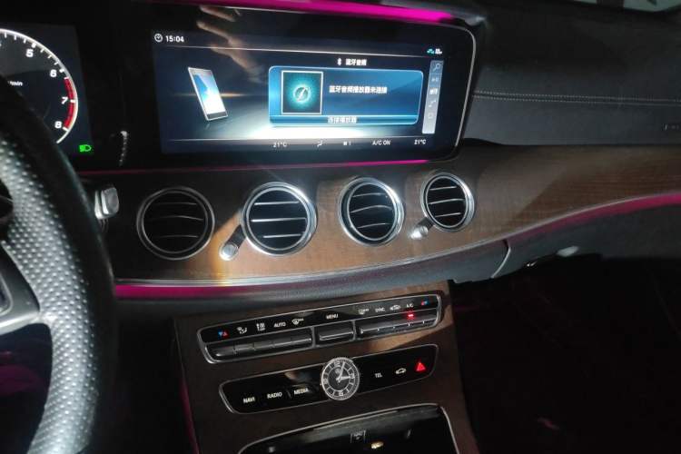 Used Mercedes-Benz E-Class 2016 E 200 L Audio And AC Panel