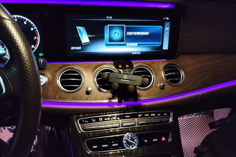 Used Mercedes-Benz E-Class 2016 E 200 L Audio And AC Panel