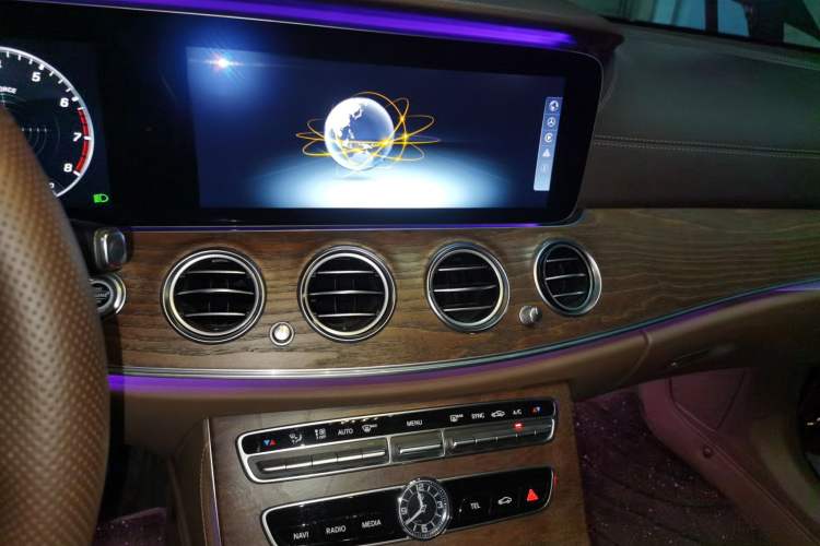 Used Mercedes-Benz E-Class 2016 E 300 L Stylish Model Audio And AC Panel