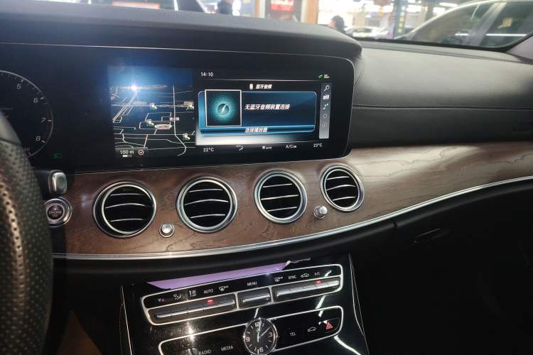 Used Mercedes-Benz E-Class 2016 E 300 L Stylish Model Audio And AC Panel