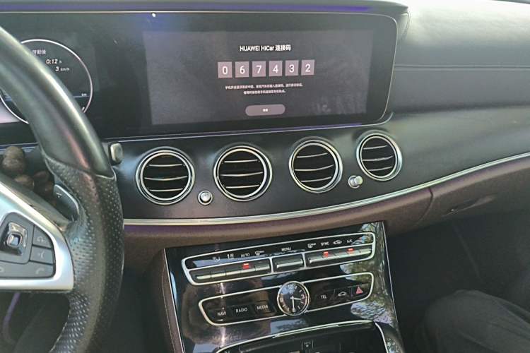 Used Mercedes-Benz E-Class 2016 E 200 L Sport Edition Audio And AC Panel