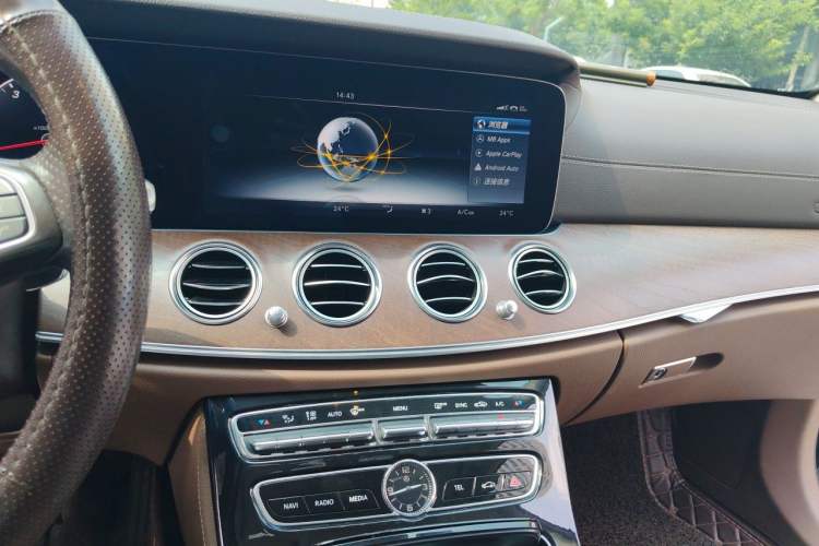 Used Mercedes-Benz E-Class 2016 E 300 L Stylish Model Audio And AC Panel