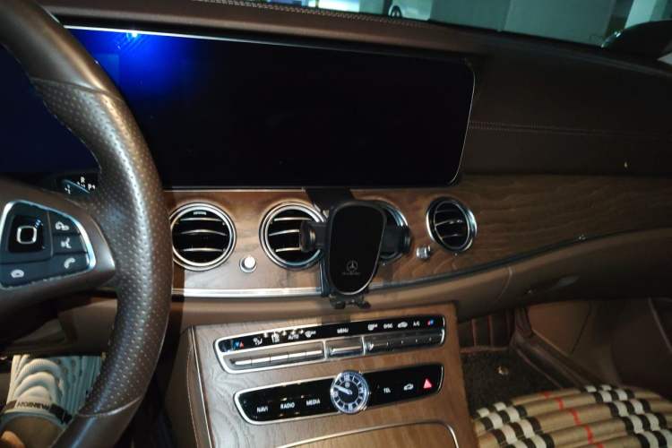 Used Mercedes-Benz E-Class 2016 E 300 L Stylish Model Audio And AC Panel
