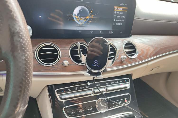 Used Mercedes-Benz E-Class 2016 E 300 L Luxury Model Audio And AC Panel