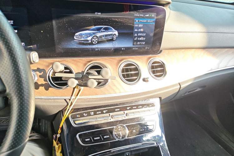 Used Mercedes-Benz E-Class 2016 E 300 L Stylish Model Audio And AC Panel