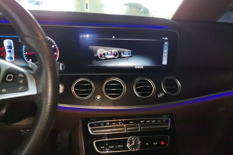 Used Mercedes-Benz E-Class 2016 E 200 L Sport Edition Audio And AC Panel
