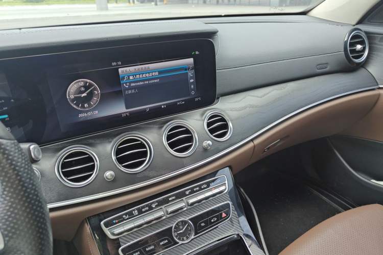 Used Mercedes-Benz E-Class 2016 E 200 L Sport Edition Audio And AC Panel
