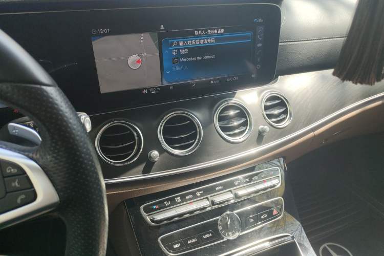 Used Mercedes-Benz E-Class 2016 E 200 L Sport Edition Audio And AC Panel