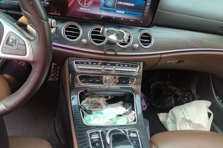 Used Mercedes-Benz E-Class 2016 E 200 L Sport Edition Audio And AC Panel