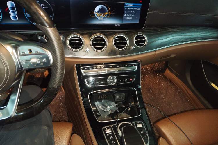 Used Mercedes-Benz E-Class 2016 E 200 L Sport Edition Audio And AC Panel