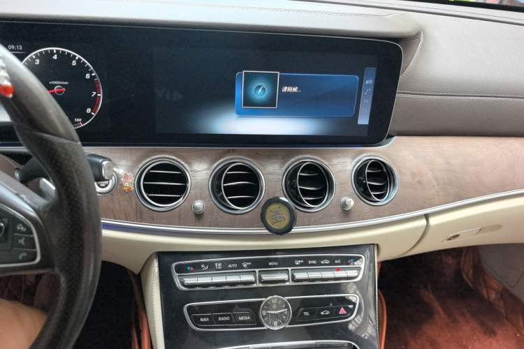Used Mercedes-Benz E-Class 2016 E 300 L Luxury Model Audio And AC Panel