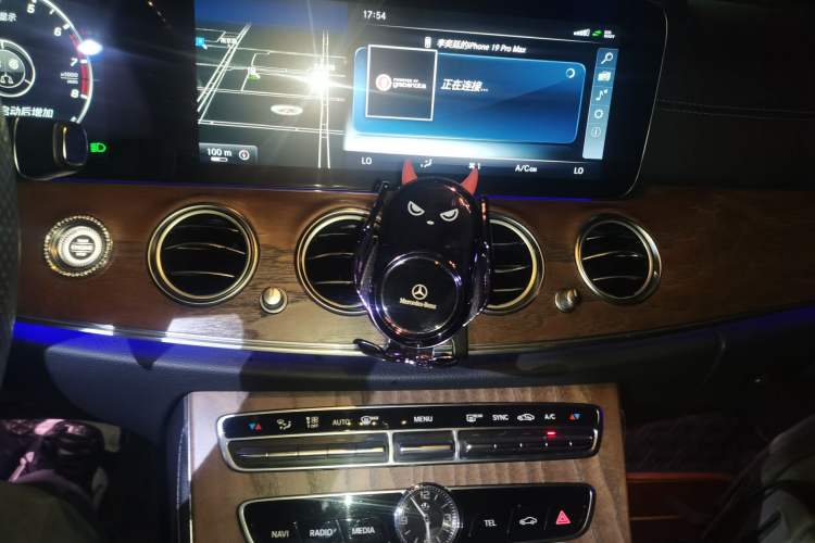 Used Mercedes-Benz E-Class 2016 E 300 L Sport Luxury Model Audio And AC Panel