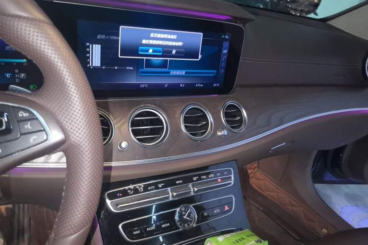 Used Mercedes-Benz E-Class 2016 E 200 L Audio And AC Panel