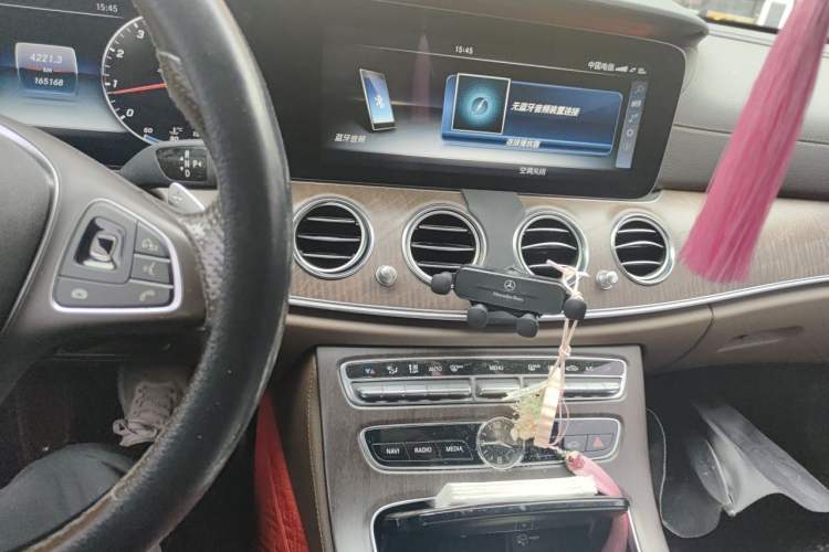 Used Mercedes-Benz E-Class 2016 E 200 L Audio And AC Panel