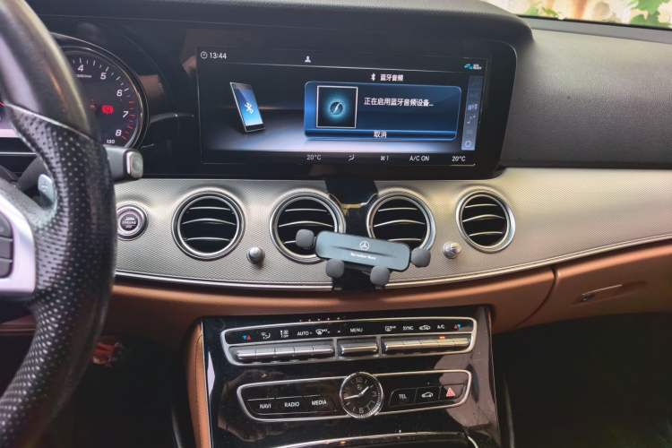 Used Mercedes-Benz E-Class 2016 E 300 L Sport Luxury Model Audio And AC Panel