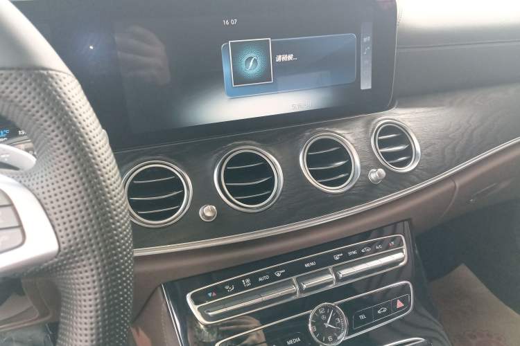 Used Mercedes-Benz E-Class 2016 E 200 L Sport Edition Audio And AC Panel