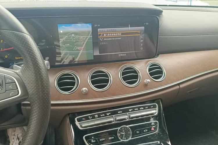 Used Mercedes-Benz E-Class 2016 E 300 L Stylish Model Audio And AC Panel