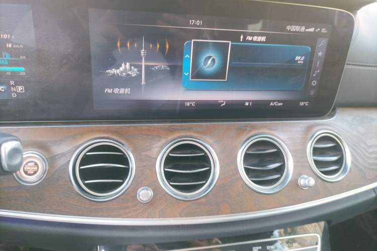 Used Mercedes-Benz E-Class 2016 E 200 L Audio And AC Panel