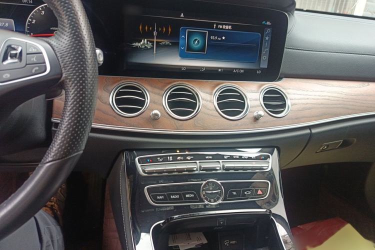 Used Mercedes-Benz E-Class 2016 E 300 L Stylish Model Audio And AC Panel