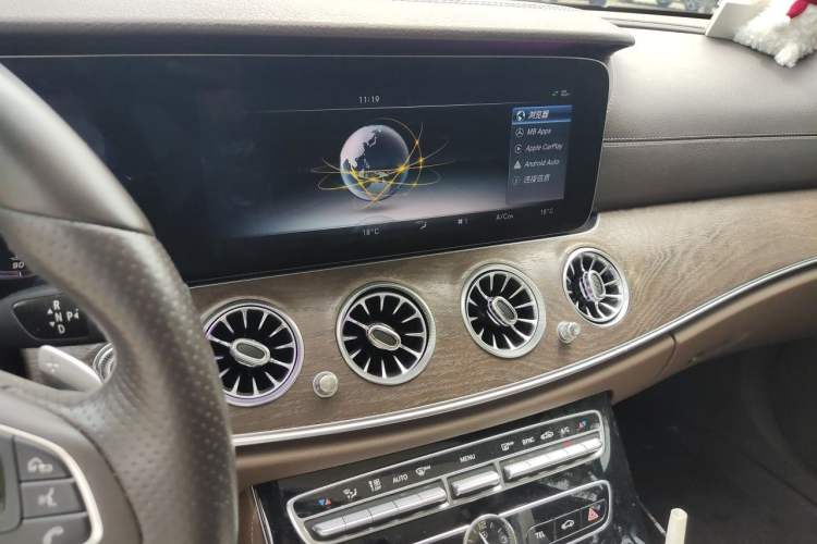 Used Mercedes-Benz E-Class 2016 E 300 L Stylish Model Audio And AC Panel