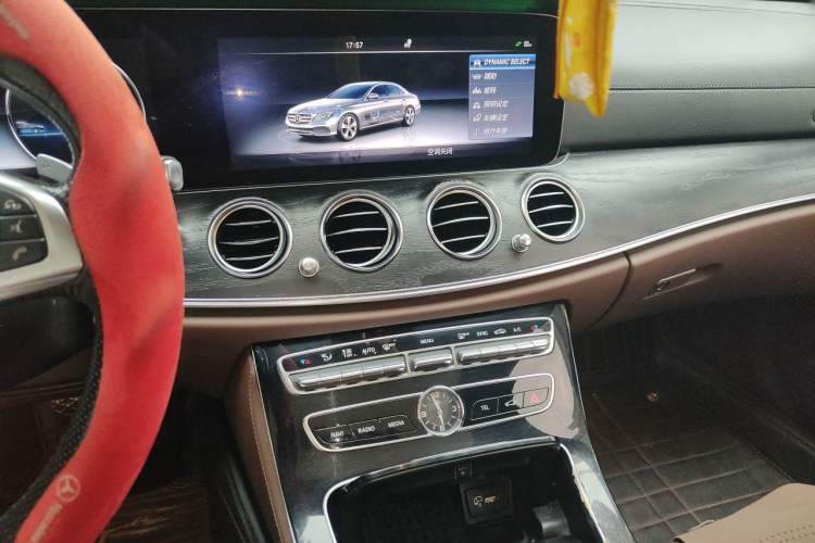 Used Mercedes-Benz E-Class 2016 E 200 L Sport Edition Audio And AC Panel