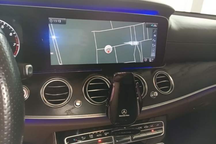 Used Mercedes-Benz E-Class 2016 E 300 L Sporty and Stylish Model Audio And AC Panel
