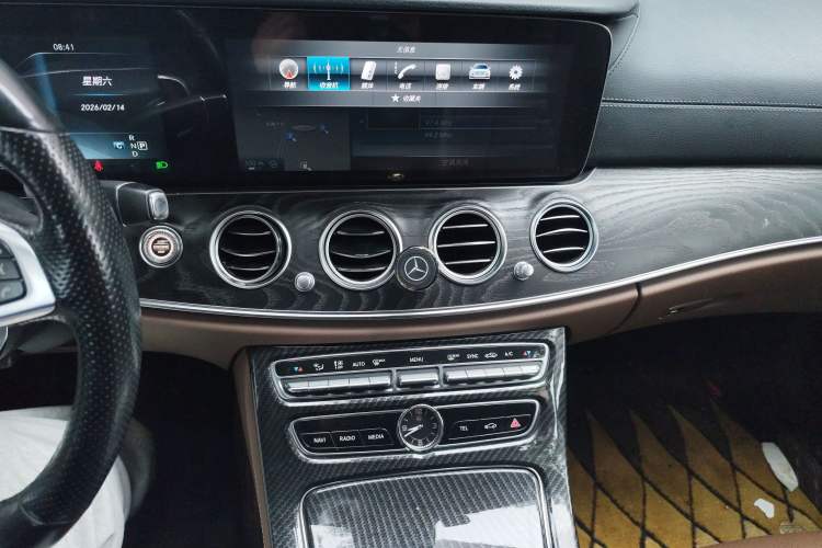 Used Mercedes-Benz E-Class 2016 E 200 L Sport Edition Audio And AC Panel