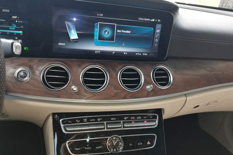 Used Mercedes-Benz E-Class 2016 E 300 L Luxury Model Audio And AC Panel