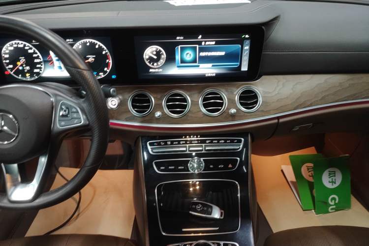 Used Mercedes-Benz E-Class 2016 E 300 L Stylish Model Audio And AC Panel