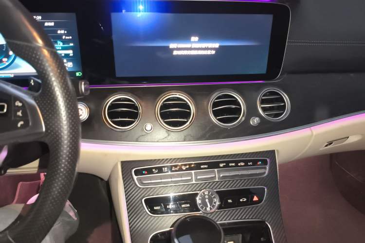 Used Mercedes-Benz E-Class 2016 E 200 L Sport Edition Audio And AC Panel