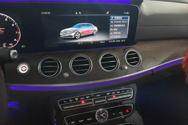 Used Mercedes-Benz E-Class 2016 E 300 L Stylish Model Audio And AC Panel