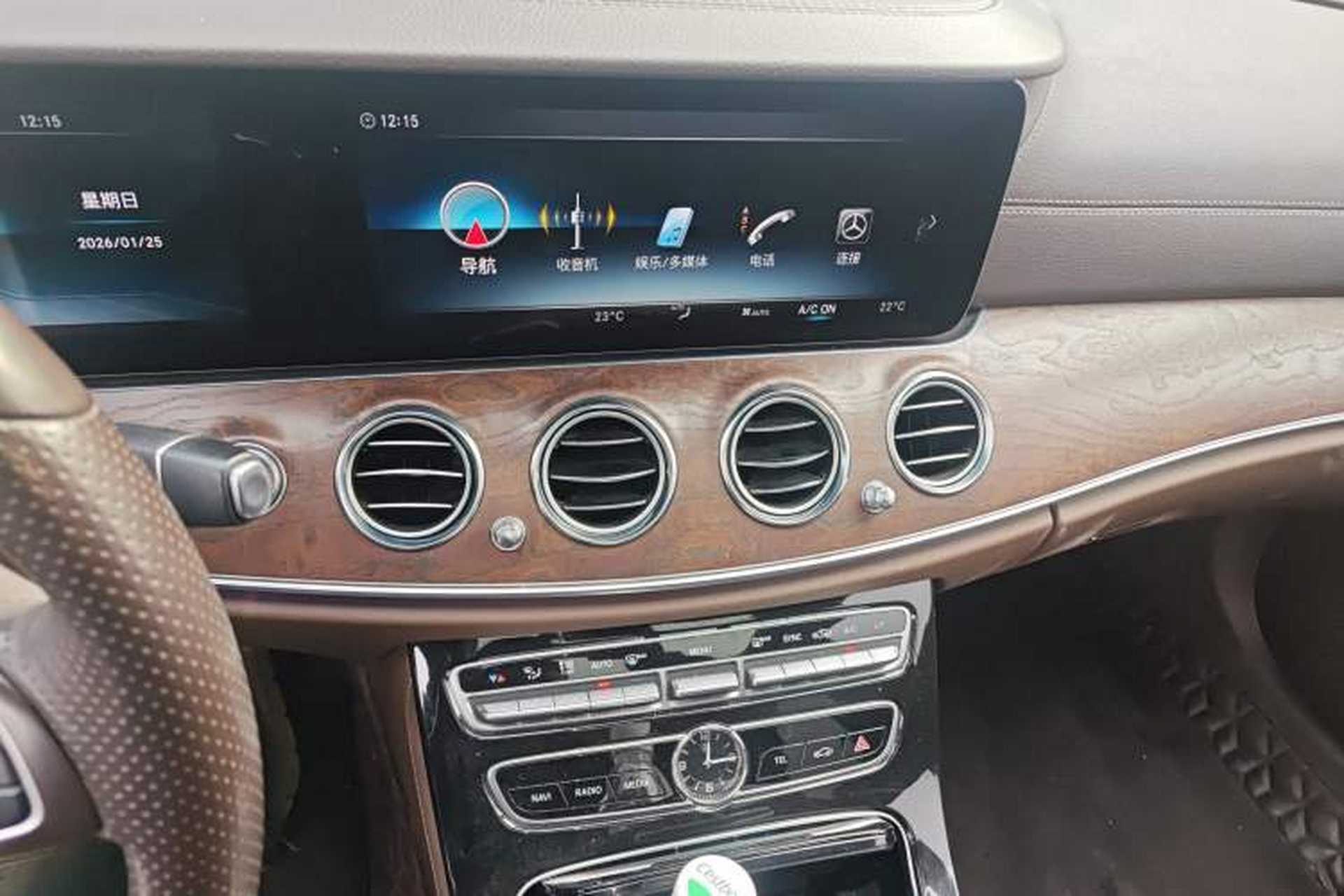 Used Mercedes-Benz E-Class 2016 E 200 L Audio And AC Panel