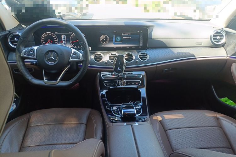 Used Mercedes-Benz E-Class 2016 E 300 L Sporty and Stylish Model Center Console