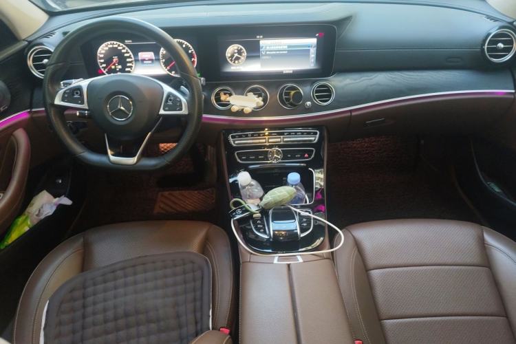 Used Mercedes-Benz E-Class 2016 E 300 L Sport Luxury Model Center Console