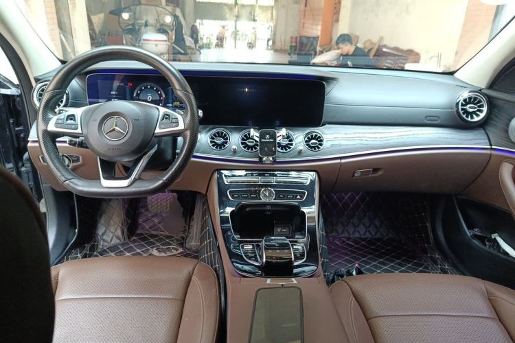 Used Mercedes-Benz E-Class 2016 E 300 L Sporty and Stylish Model Center Console