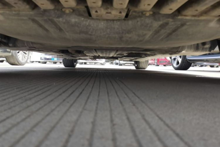 Used Mercedes-Benz E-Class 2016 E 200 L Chassis Front