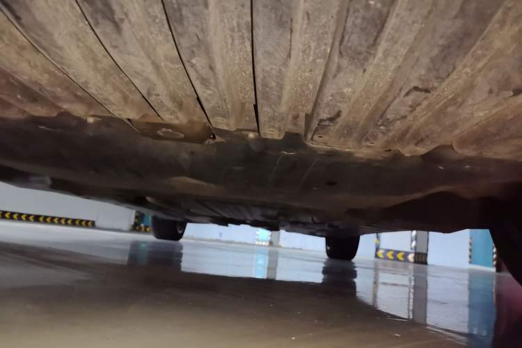 Used Mercedes-Benz E-Class 2016 E 200 L Chassis Front