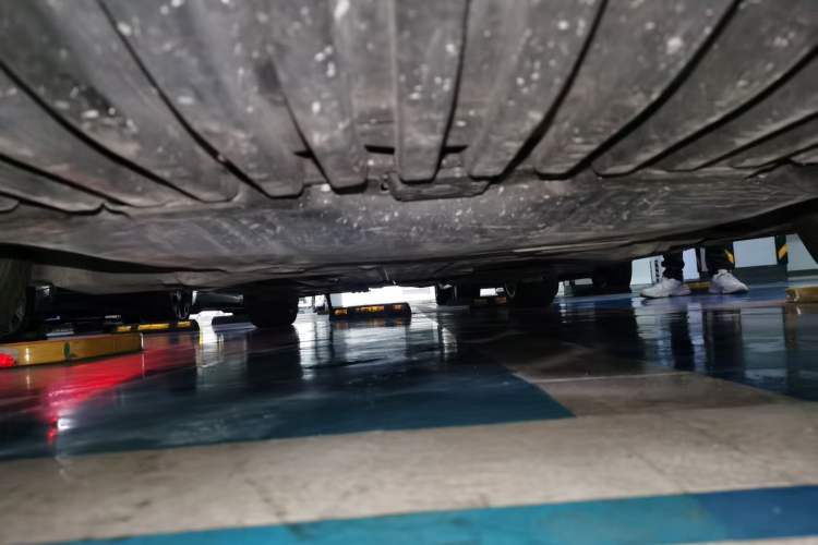 Used Mercedes-Benz E-Class 2016 E 200 L Chassis Front