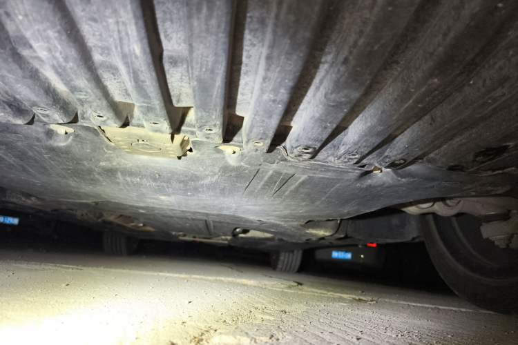 Used Mercedes-Benz E-Class 2016 E 200 L Chassis Front