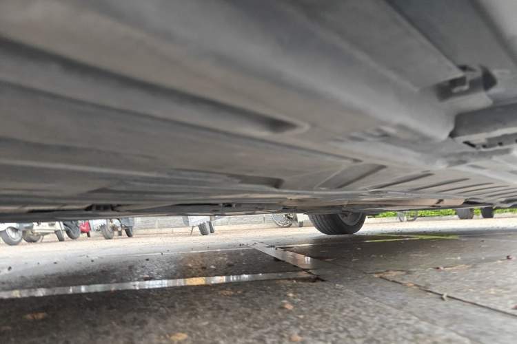 Used Mercedes-Benz E-Class 2016 E 200 L Sport Edition Chassis Front Left