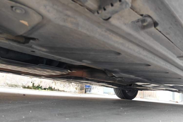 Used Mercedes-Benz E-Class 2016 E 200 L Sport Edition Chassis Front Left