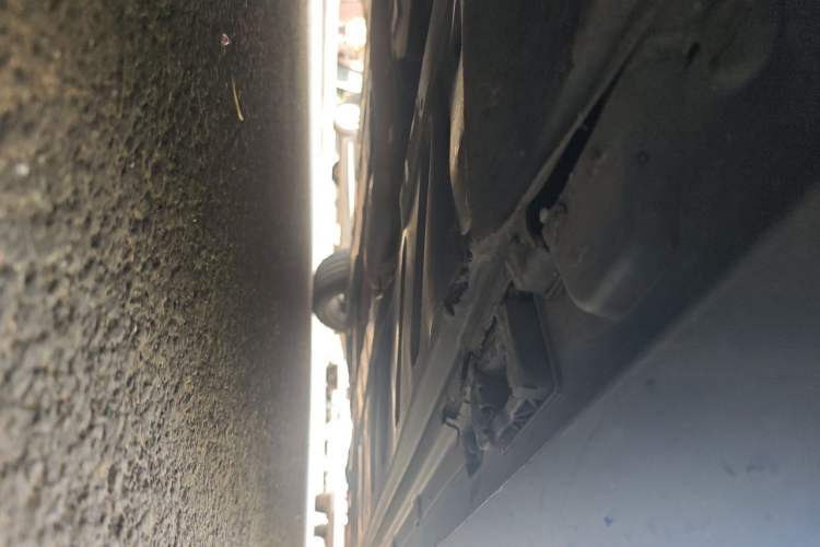 Used Mercedes-Benz E-Class 2016 E 200 L Sport Edition Chassis Front Left
