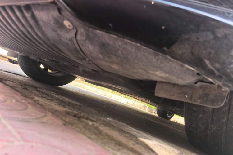 Used Mercedes-Benz E-Class 2016 E 300 L Stylish Model Chassis Front Left