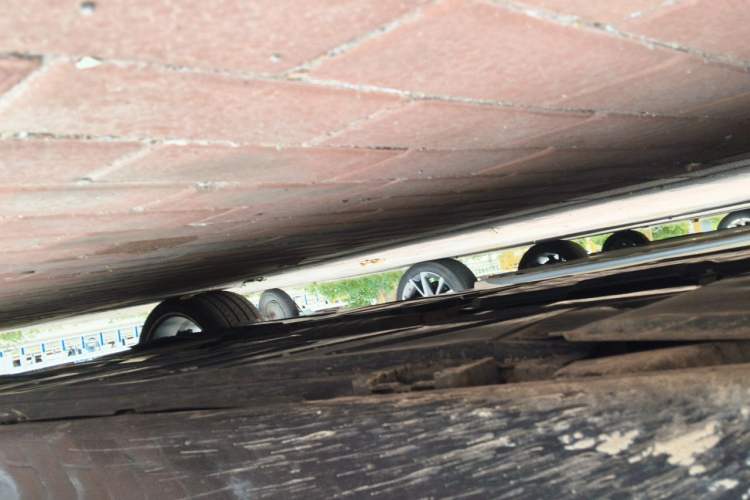 Used Mercedes-Benz E-Class 2016 E 300 L Luxury Model Chassis Front Left