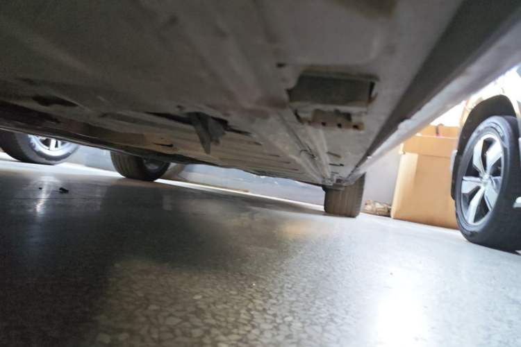Used Mercedes-Benz E-Class 2016 E 200 L Chassis Front Left